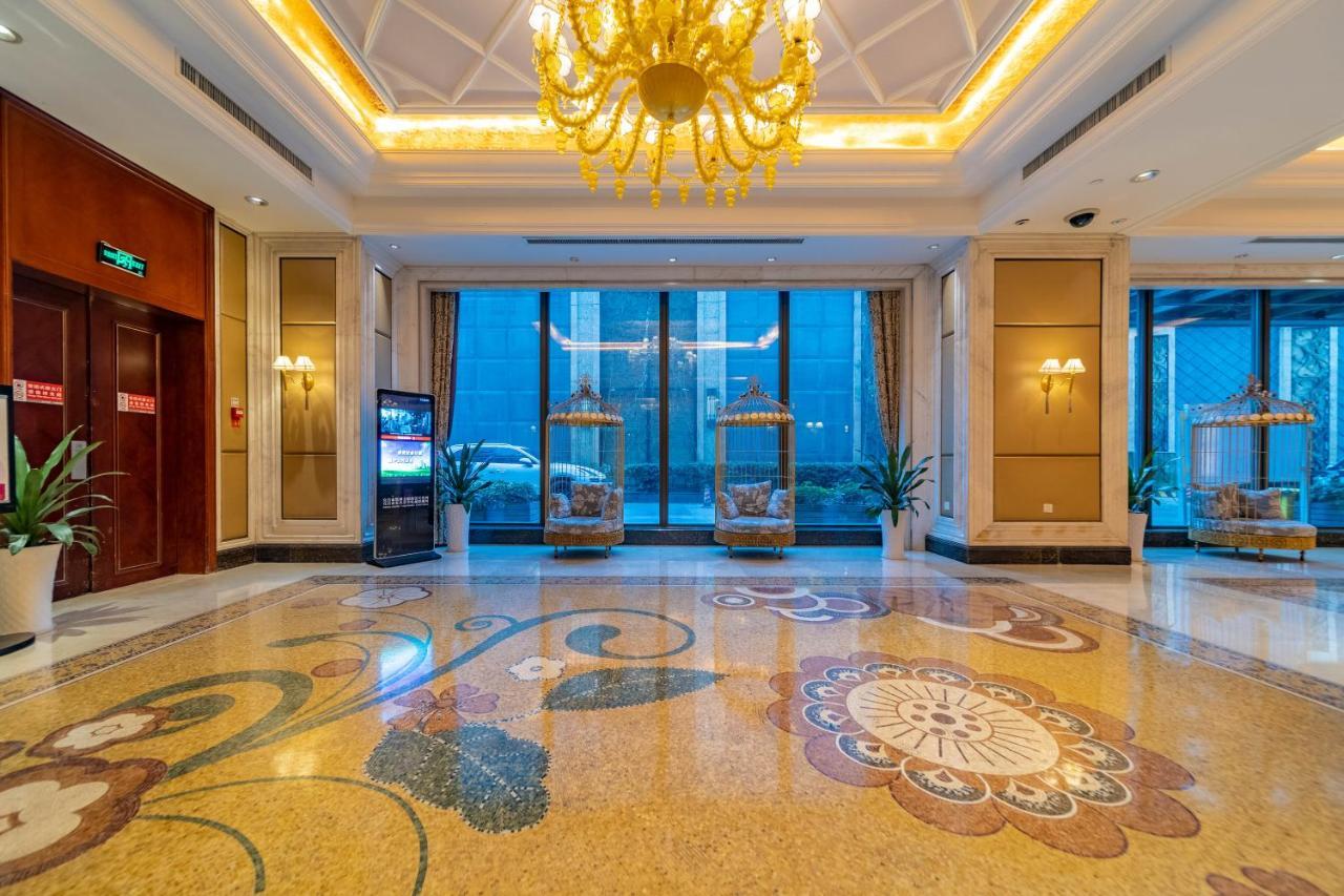 Ramada Yichang Hotel Exteriör bild